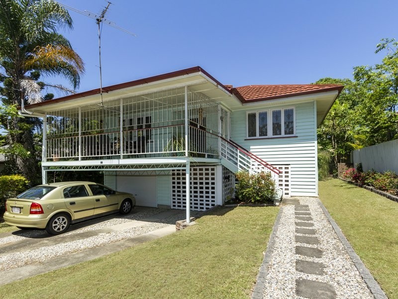 19 Pemberton Street, Tarragindi QLD 4121