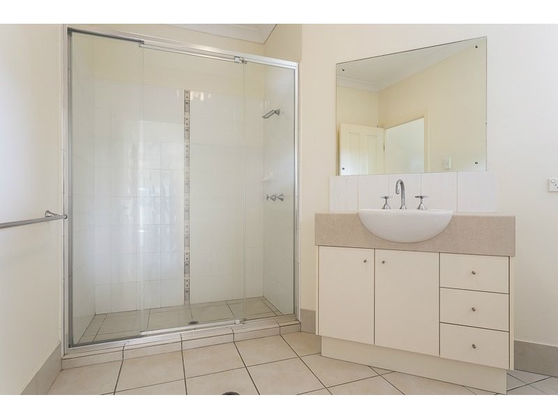 53 Clara Street, Corinda QLD 4075