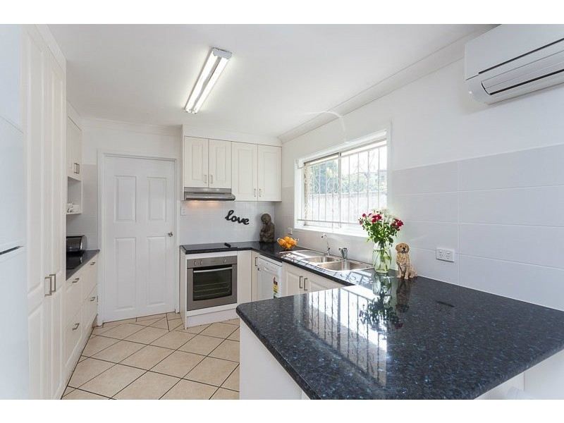 1 Skipton Street, Macgregor QLD 4109