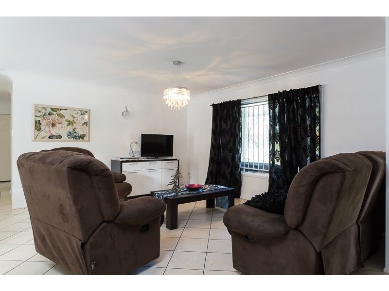 1 Skipton Street, Macgregor QLD 4109