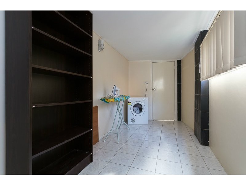 1 Skipton Street, Macgregor QLD 4109