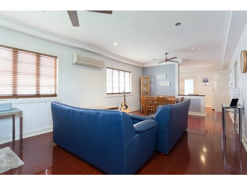 81 Broadwater Road, Mount Gravatt East QLD 4122