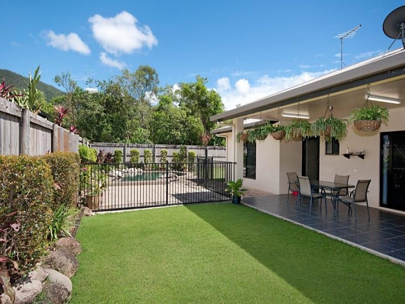 5 Laidley Close, Bentley Park QLD 4869