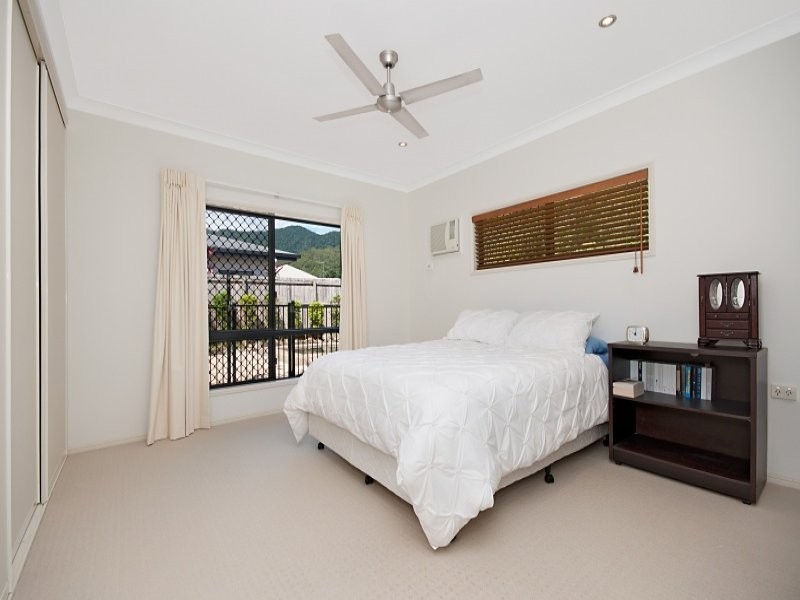 5 Laidley Close, Bentley Park QLD 4869