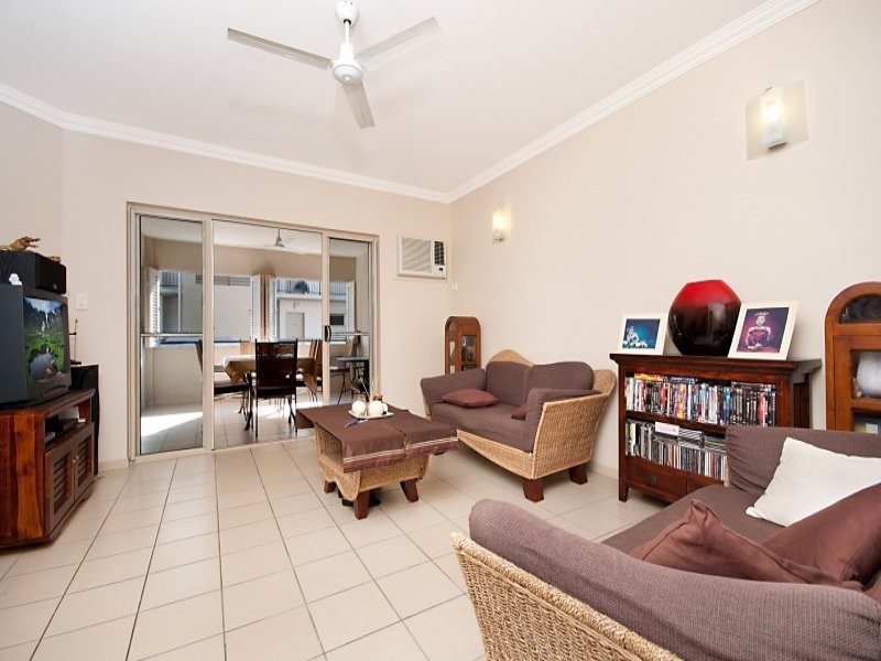 303/2-8 Centenary Close, Manoora QLD 4870