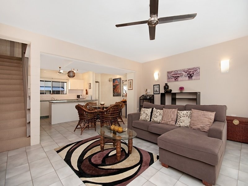 8/79 Arlington Esplanade, Clifton Beach QLD 4879