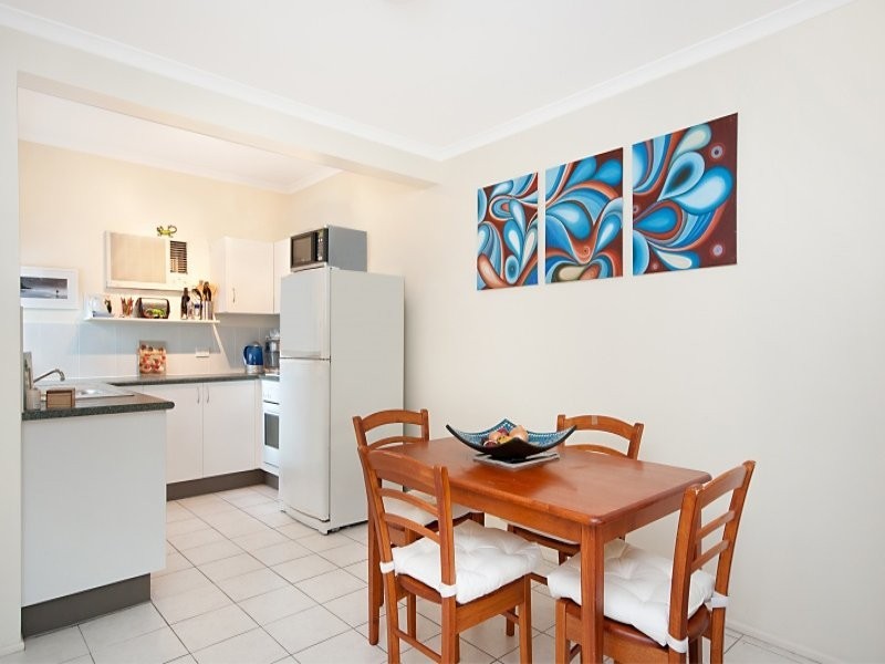 6/21 Bouganvillea Street, Holloways Beach QLD 4878