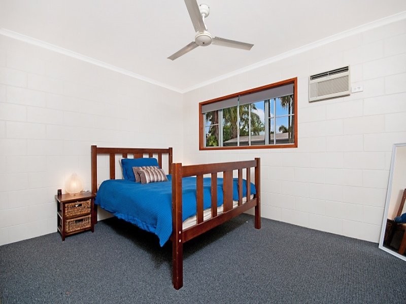 6/21 Bouganvillea Street, Holloways Beach QLD 4878