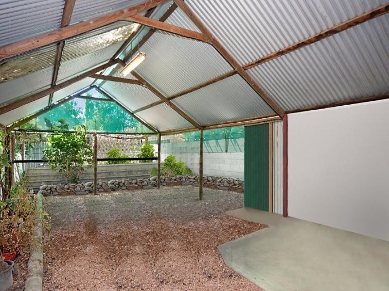 303 McCoombe Street, Mooroobool QLD 4870