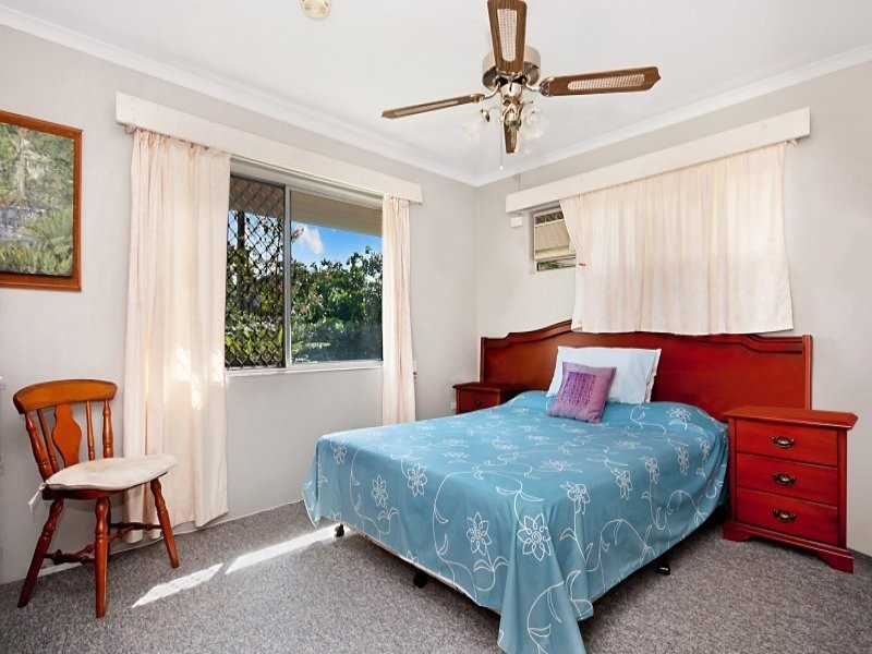 303 McCoombe Street, Mooroobool QLD 4870