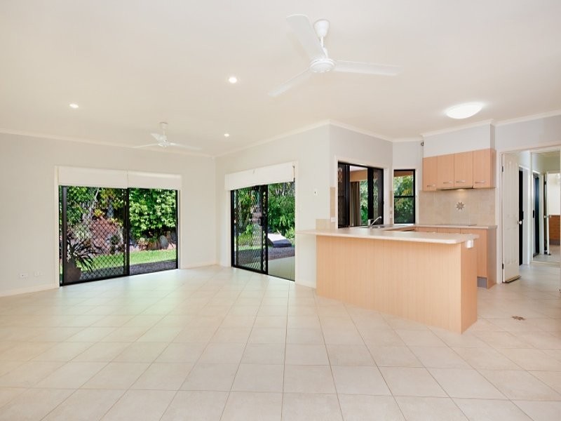 17 Gilmore Street, Bentley Park QLD 4869