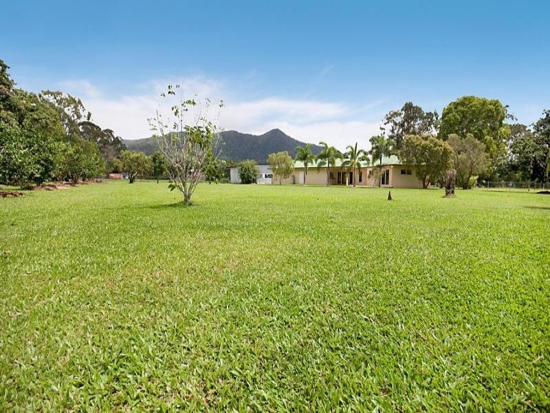 30 Fretwell Road, White Rock QLD 4868