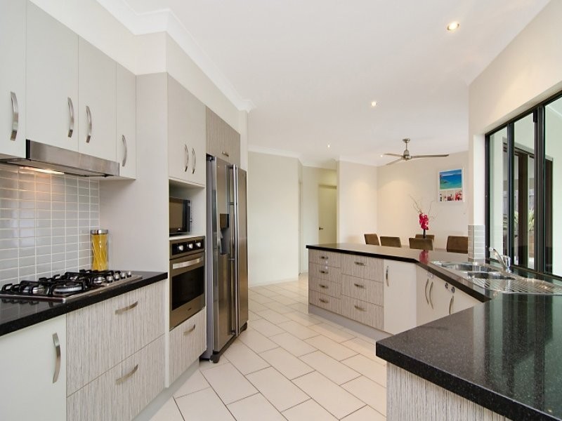 161 Fitzmaurice Drive, Bentley Park QLD 4869