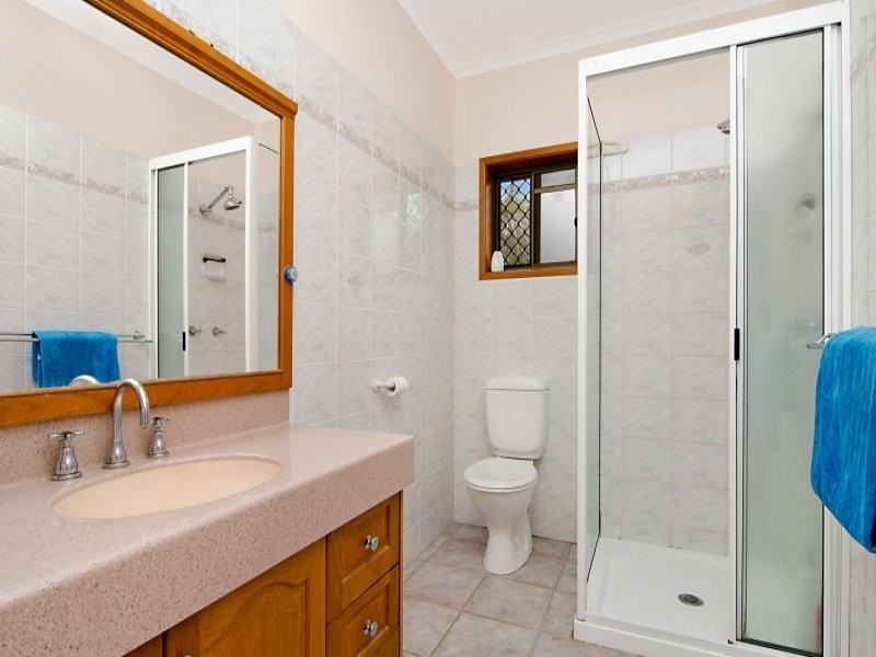 8 Ascendant Close, Bentley Park QLD 4869