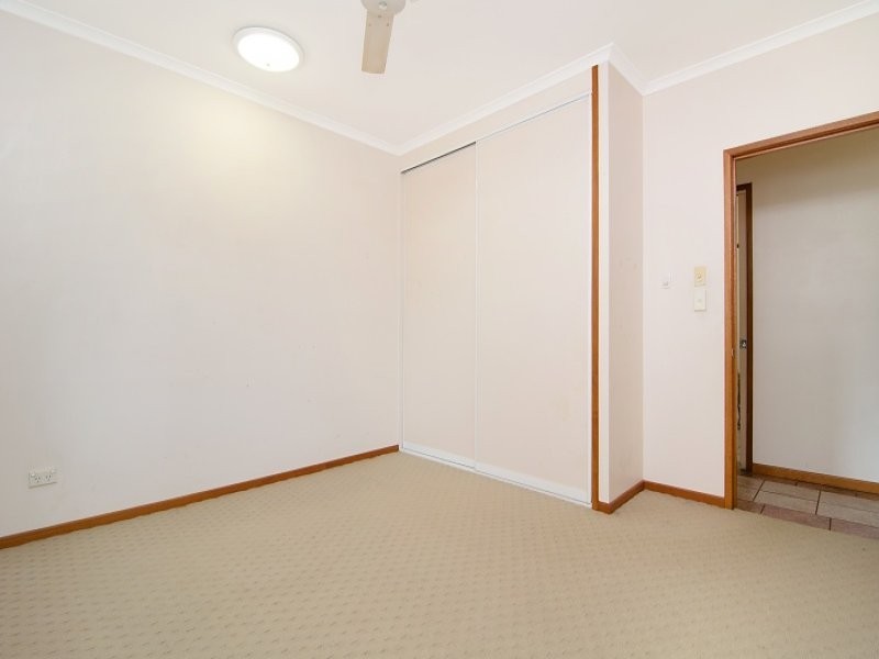 8 Ascendant Close, Bentley Park QLD 4869