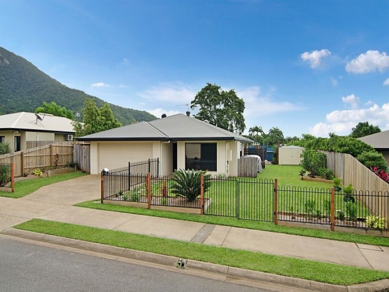 6 Lillipilli Street, Redlynch QLD 4870
