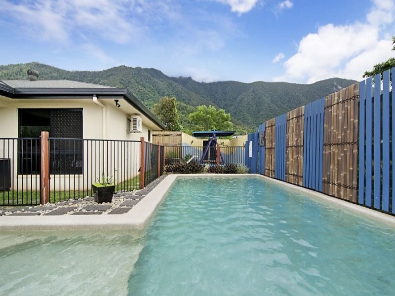 6 Lillipilli Street, Redlynch QLD 4870