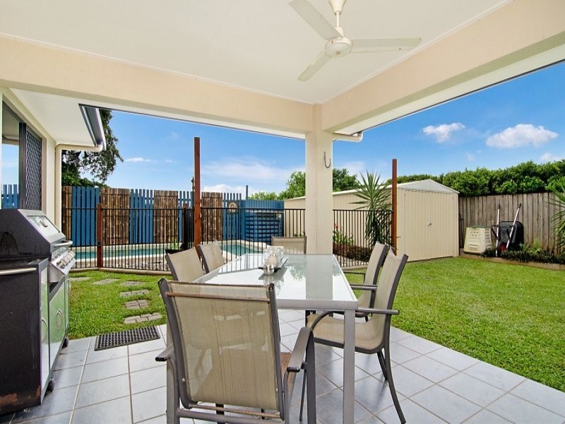 6 Lillipilli Street, Redlynch QLD 4870