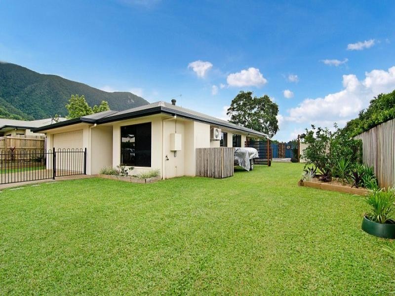 6 Lillipilli Street, Redlynch QLD 4870