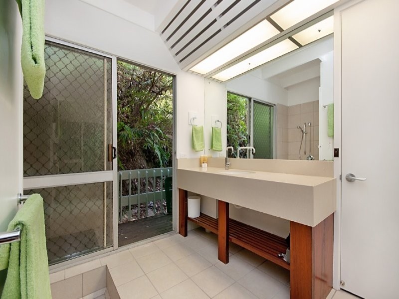31 View Street, Brinsmead QLD 4870