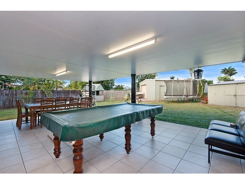 14 Pera Close, Bentley Park QLD 4869