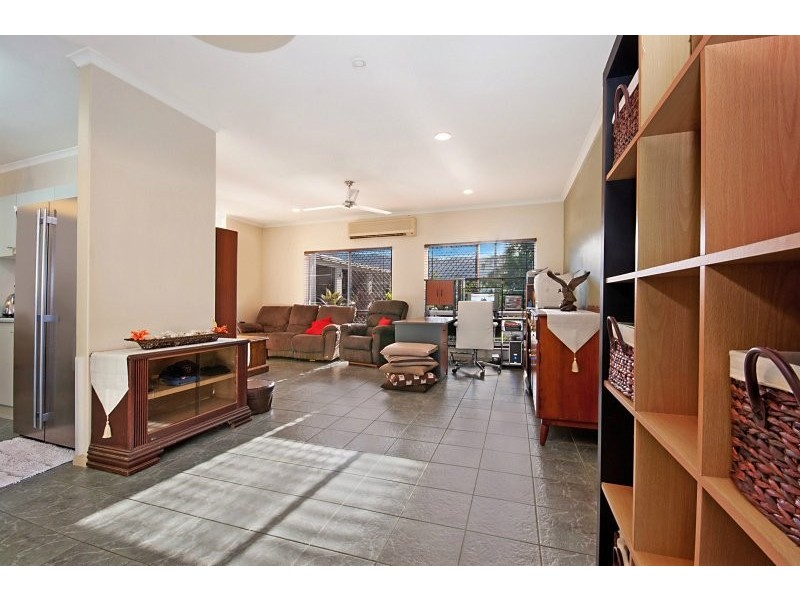 14 Pera Close, Bentley Park QLD 4869