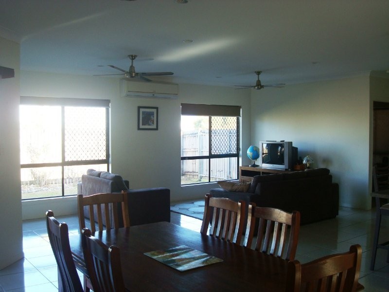 165 Timberlea Drive, Bentley Park QLD 4869