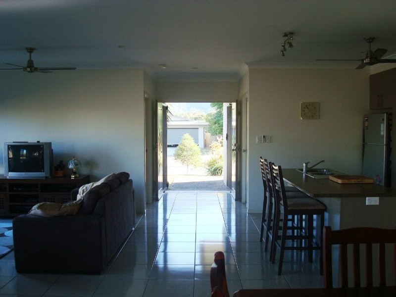 165 Timberlea Drive, Bentley Park QLD 4869