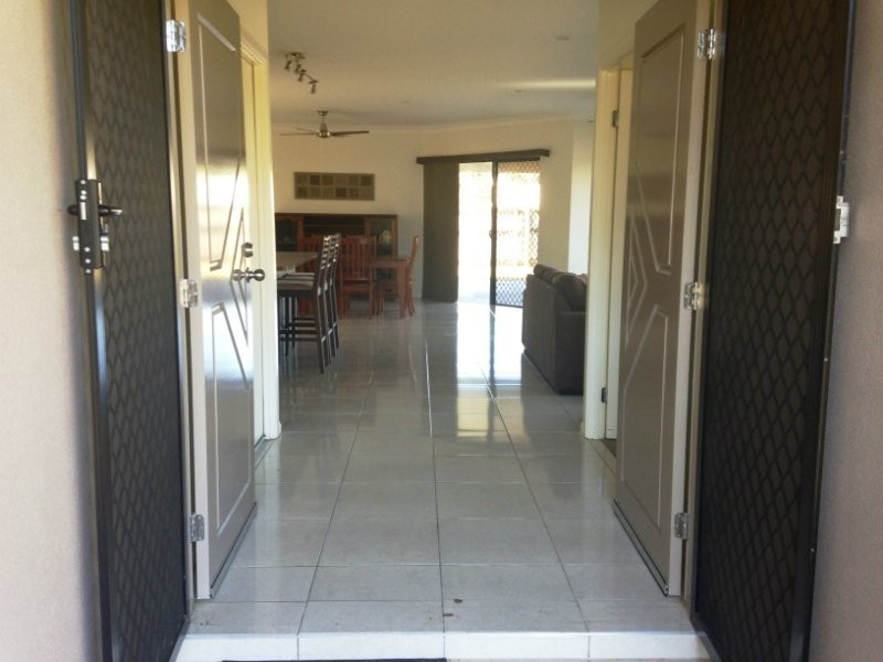 165 Timberlea Drive, Bentley Park QLD 4869