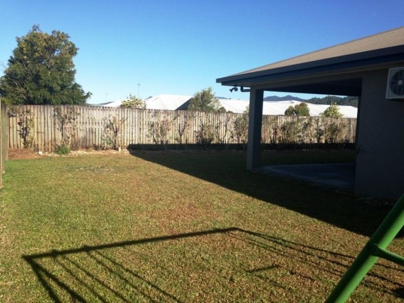 165 Timberlea Drive, Bentley Park QLD 4869