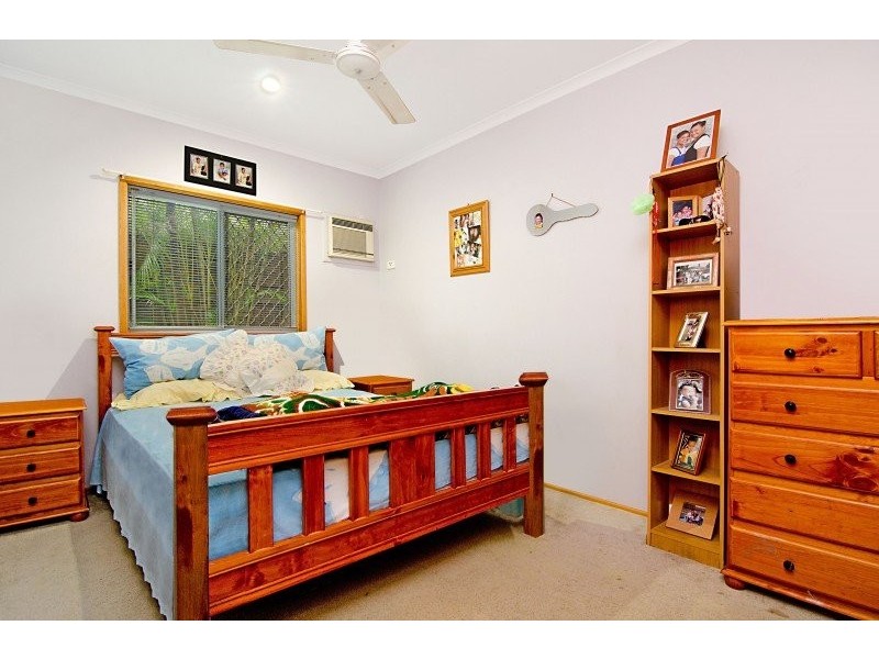 11 Grimes Close, Kanimbla QLD 4870