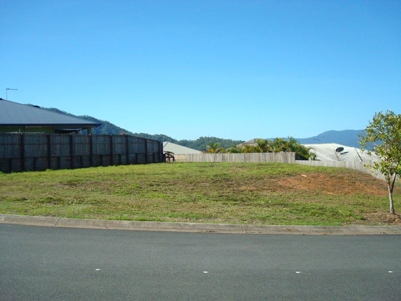 74 Fitzmaurice Drive, Bentley Park QLD 4869