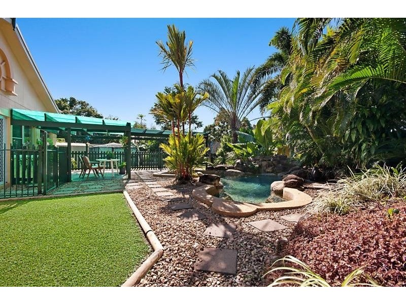 2 Alpine Close, Edmonton QLD 4869