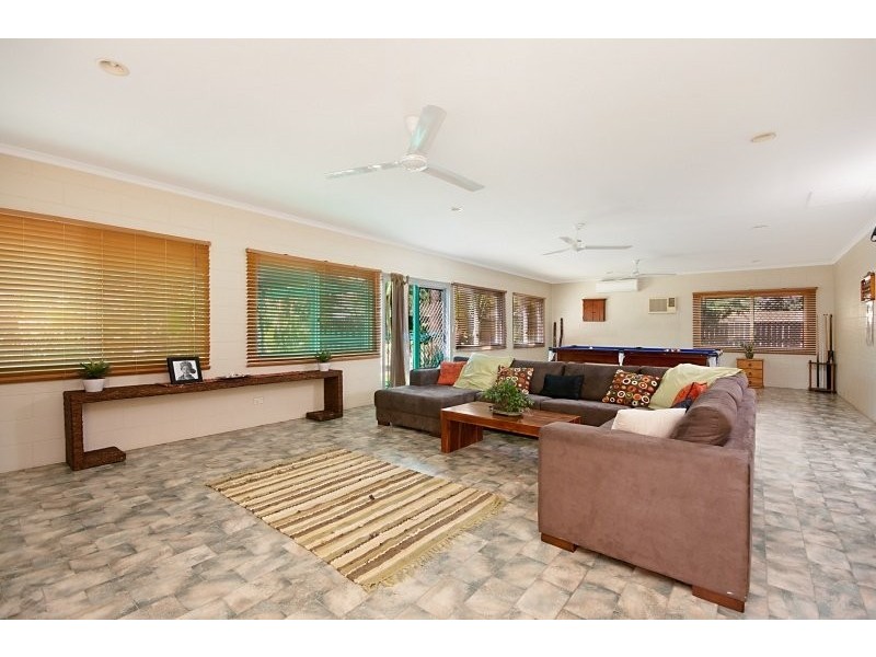 2 Alpine Close, Edmonton QLD 4869