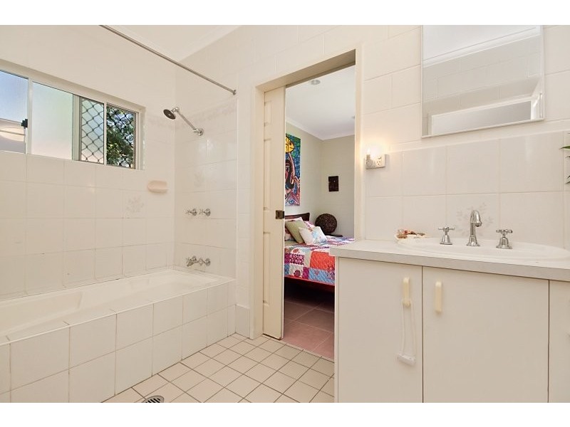 2 Alpine Close, Edmonton QLD 4869