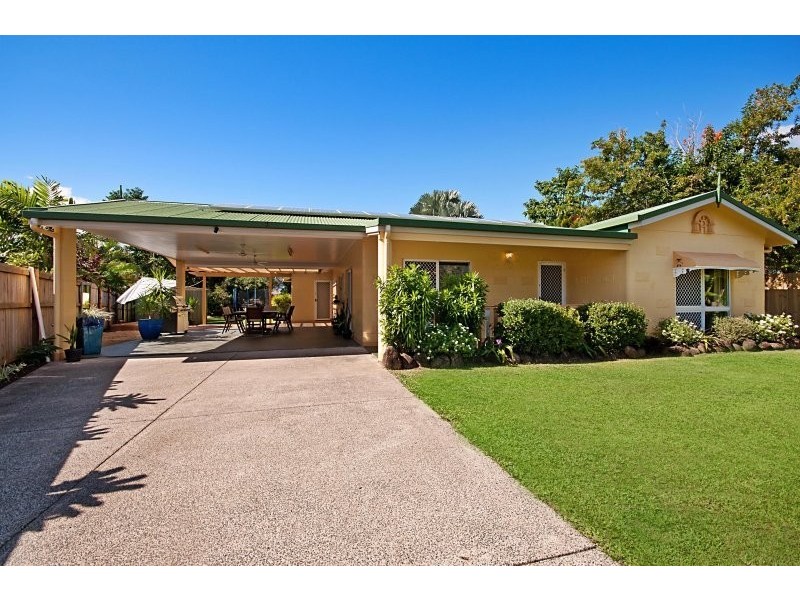 2 Alpine Close, Edmonton QLD 4869