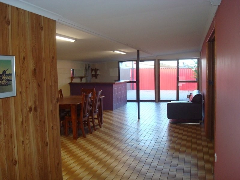 124-126 Newell street, Bungalow QLD 4870