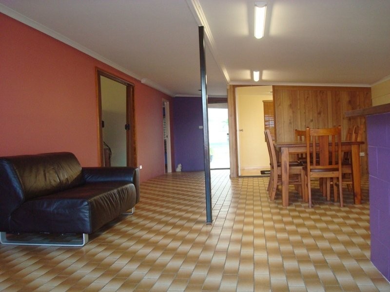 124-126 Newell street, Bungalow QLD 4870