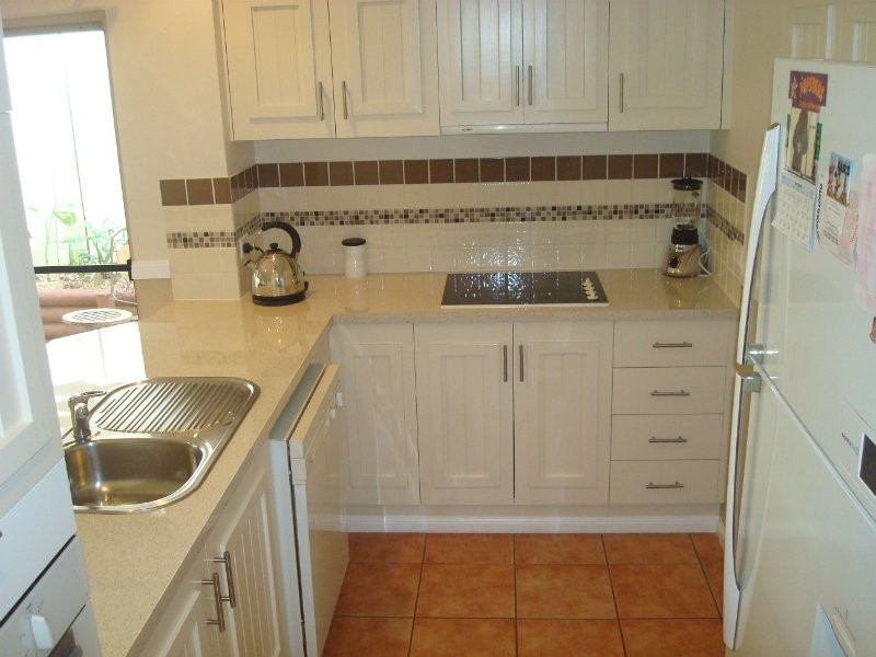 5 Staten Close, Mount Sheridan QLD 4868