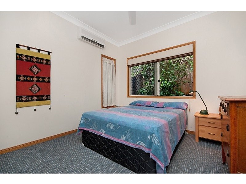 6 Crowsnest Terrace, Trinity Beach QLD 4879