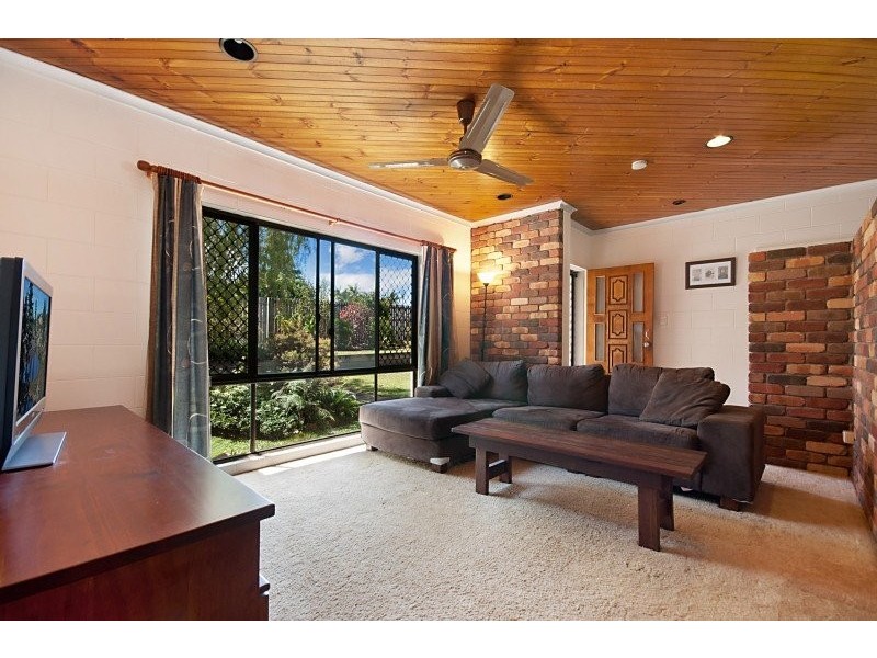 13 Mestrez Street, Earlville QLD 4870