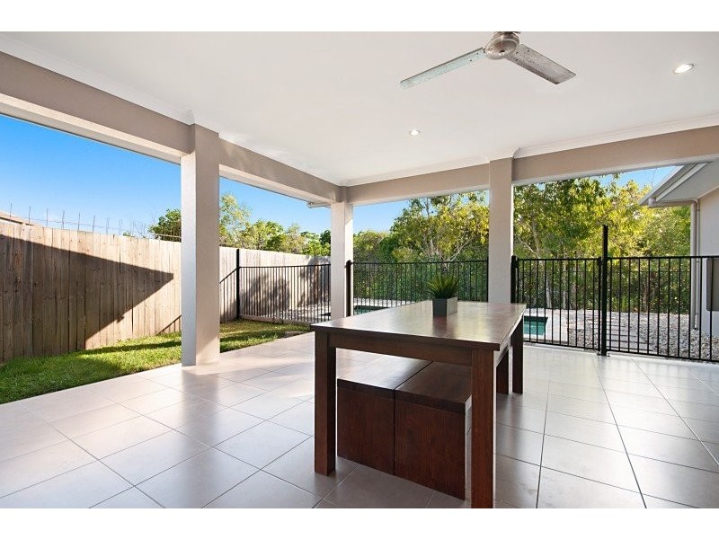 5 Icefire Quay, Trinity Park QLD 4879