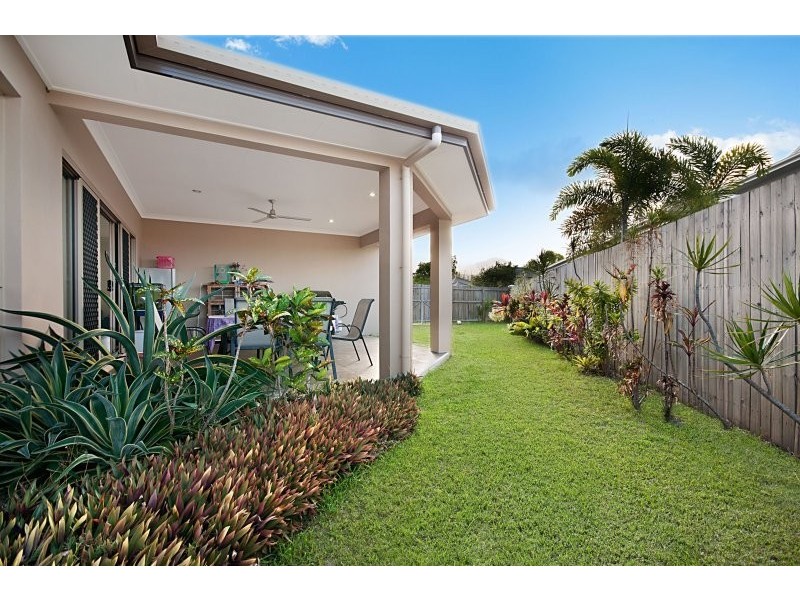 10 Icefire Quay, Trinity Park QLD 4879