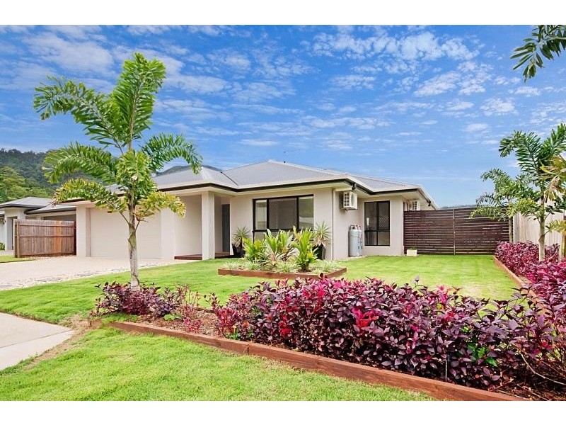 8 Demidenko Close, Redlynch QLD 4870