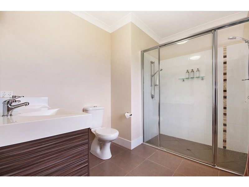 8 Demidenko Close, Redlynch QLD 4870