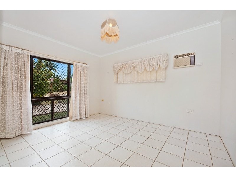 14 Finch Street, Bayview Heights QLD 4868