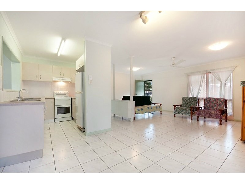 51 Cochrane Street, Mooroobool QLD 4870