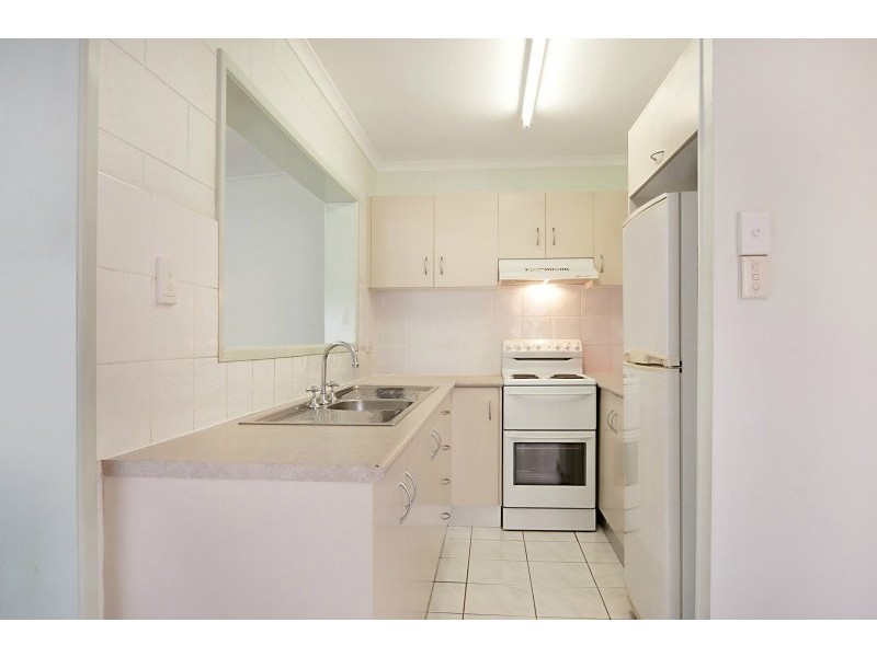 51 Cochrane Street, Mooroobool QLD 4870