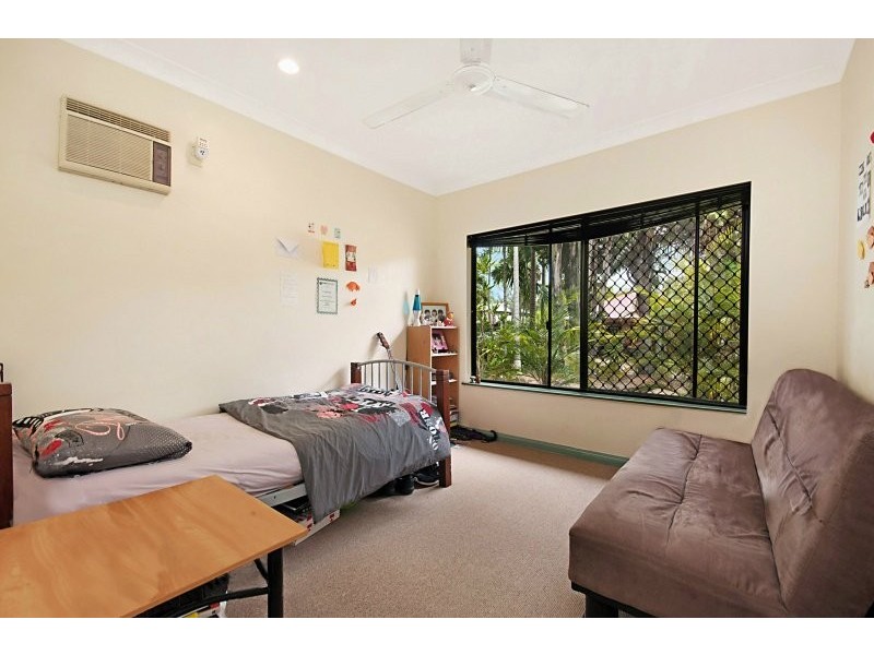 5 Cronulla Close, Kewarra Beach QLD 4879