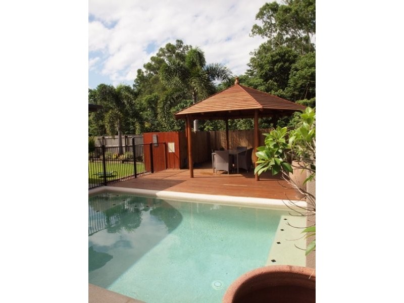 27 Altona Street, Bentley Park QLD 4869